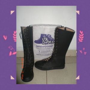 Boots Panjang Flat Pakai Tali