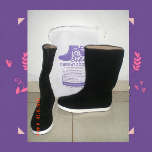 Boots Panjang Flat Tanpa Tali